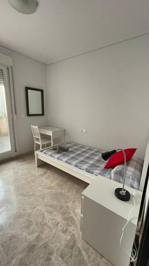 Preciosa A 2 Min Renfe Apartment Gandia Bagian luar foto